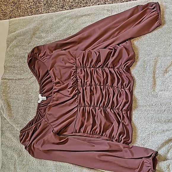 STUNNING LOVE WISH SMOCK SEMI CROP TOP - Picture 5 of 10